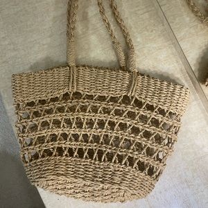 Beach/ straw tote-forever 21